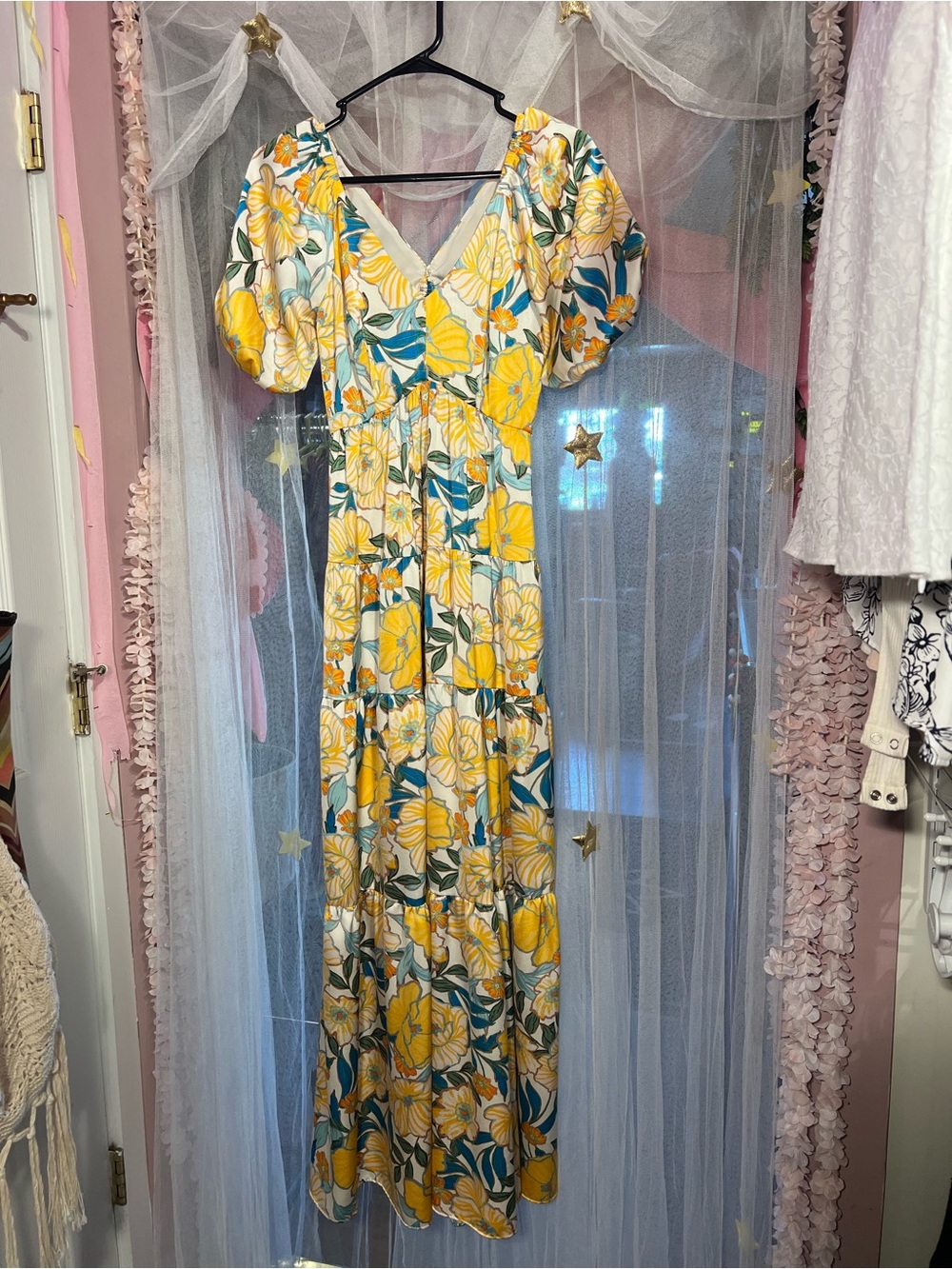 Women’s Floral Puff Sleeve Open Back Maxi Dress Size 0